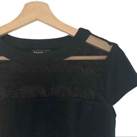 Bebe Mesh Detail Knit Crop Top - Picture 2 of 3